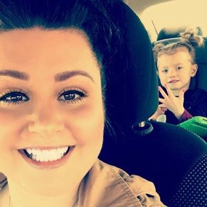 Meet your Posher, Kyrie